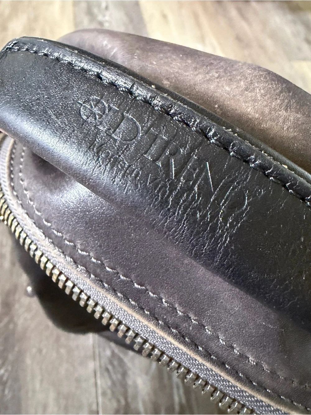 Old Trend Sun Wing Genuine Leather Backpack